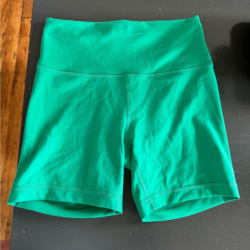 Lululemon wunder train bike shorts